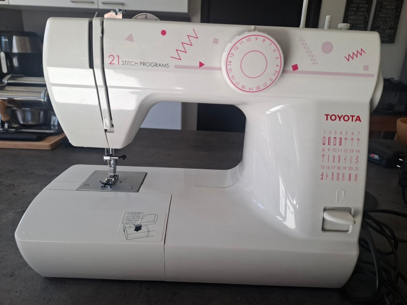 naaimachine en heel goeie staat, Hobby & Loisirs créatifs, Enlèvement, Machine à coudre