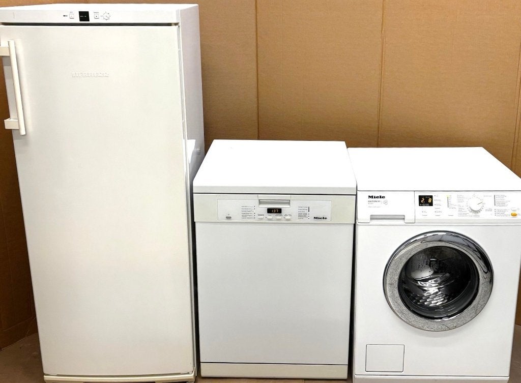 LIEBHERR diepvries 224 liter met 6 schuiven, Elektronische apparatuur, Zo goed als nieuw, Energieklasse A of zuiniger, 140 tot 160 cm