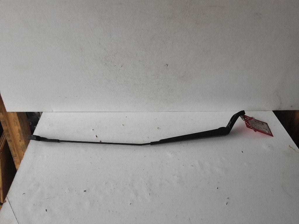 BRAS ESSUIE-GLACE AVANT DROIT Peugeot 407 (6D), Mevr. I. Hauben, Utilisé, Rue de l'Espoir 34 34
4030  GRIVEGNÉE, BE, Info@Collignon.be