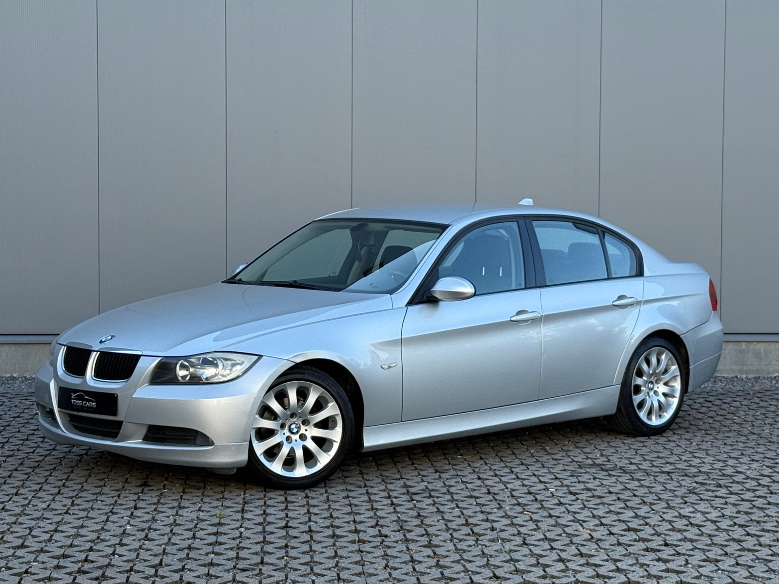 ✅Bmw 320i e90 | Gekeurd | Airco | Parkeersen., Handgeschakeld, Particulier, Zilver of Grijs, 3 Reeks