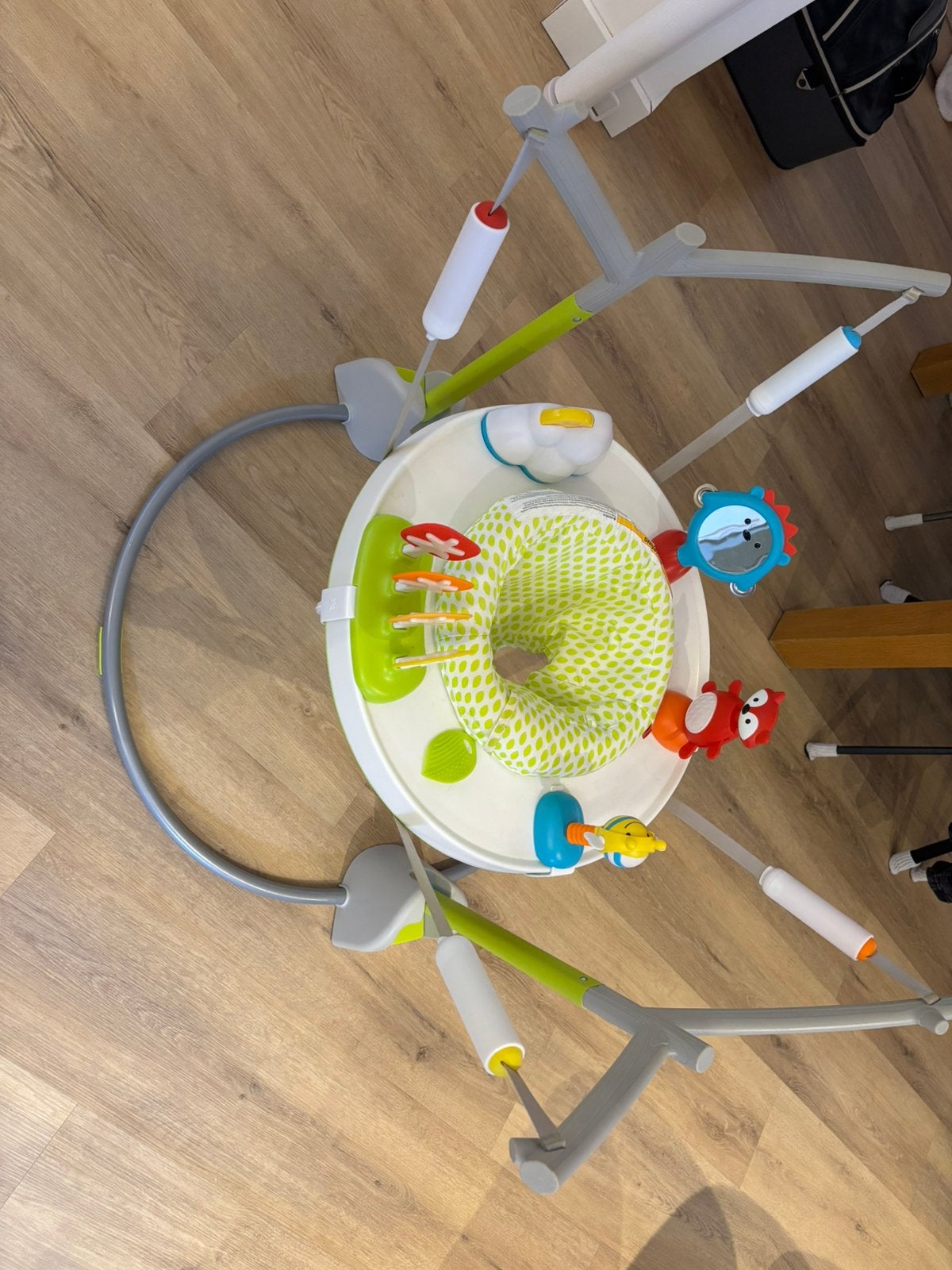 Skip hop jumpscape foldaway, Enfants & Bébés, Jouets | Jouets de bébé, Enlèvement, Comme neuf