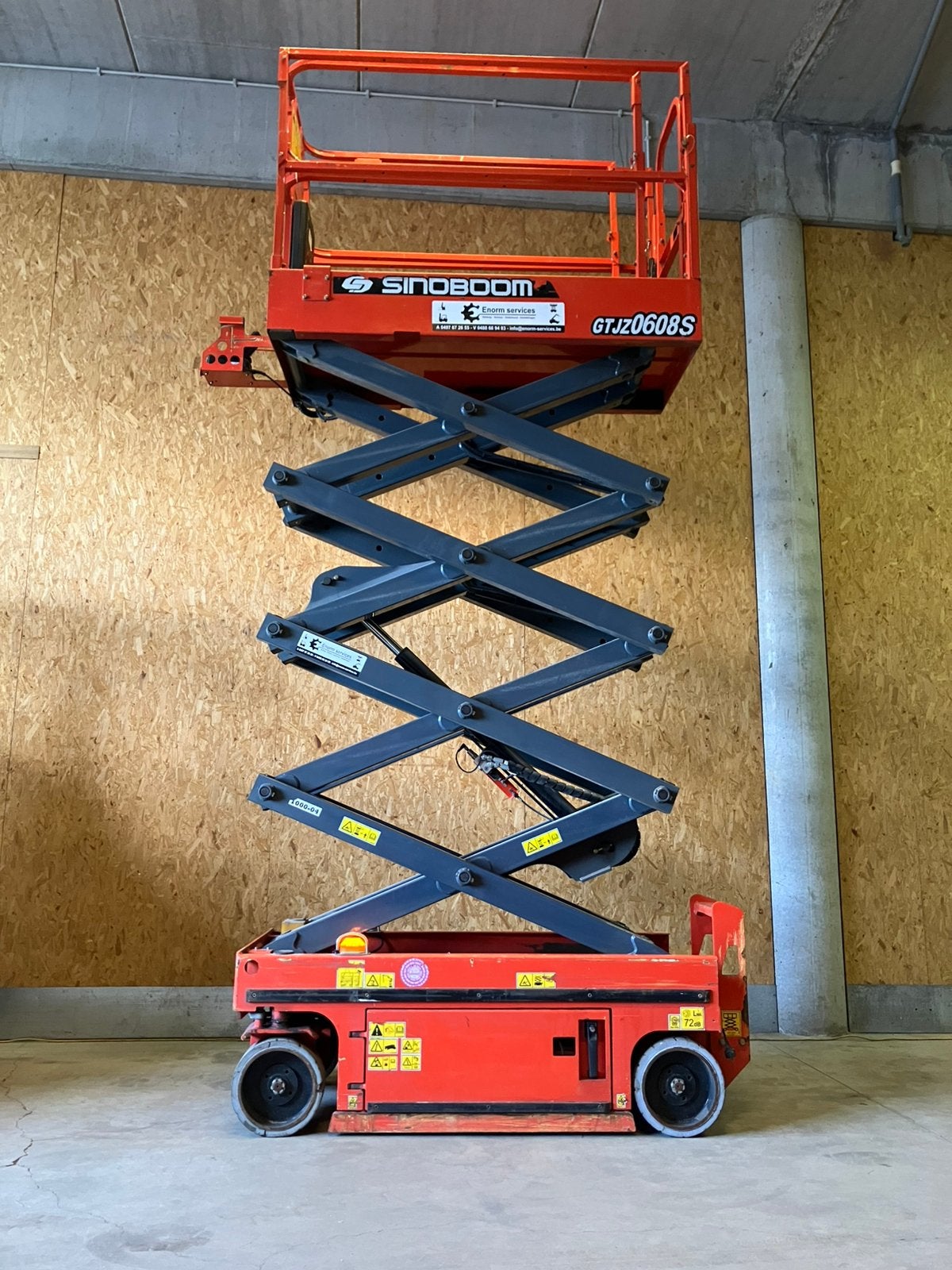 Schaarlift Sinoboom 8 meter, Ophalen