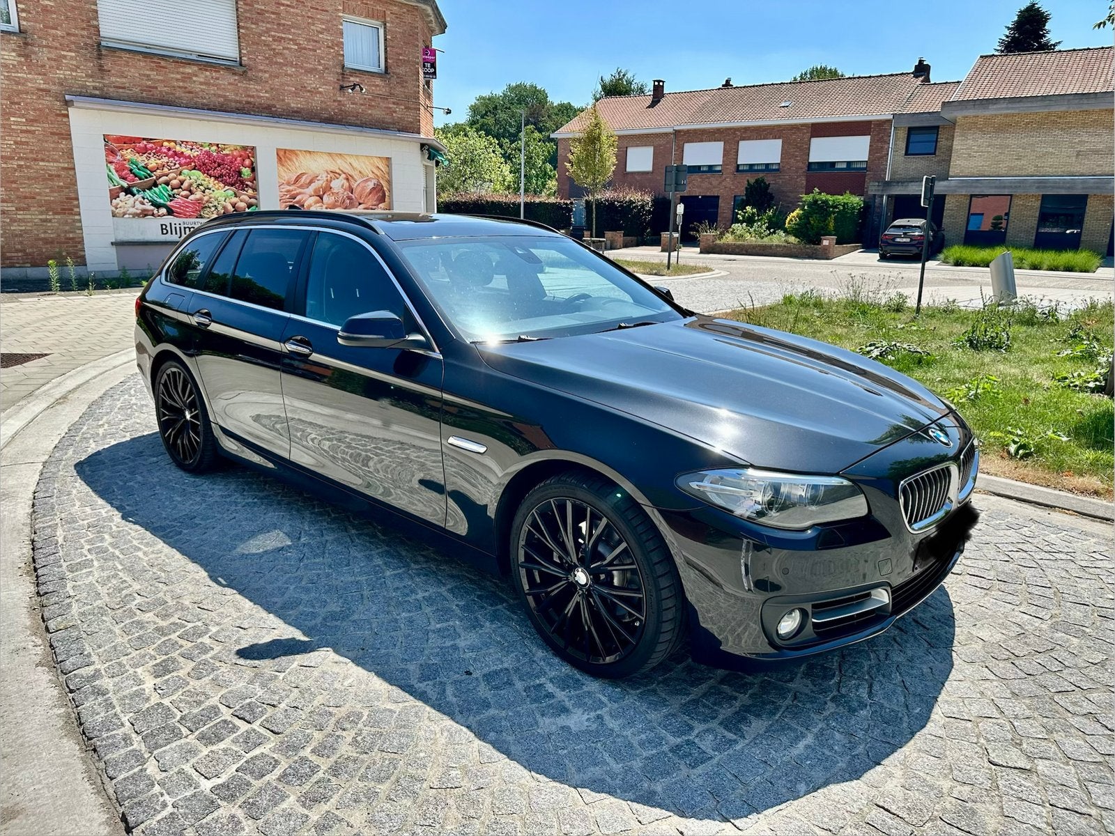 BMW 520d f11, Auto's, BMW, Particulier, Elektrische koffer, Automaat, Zwart, Leder, Ophalen