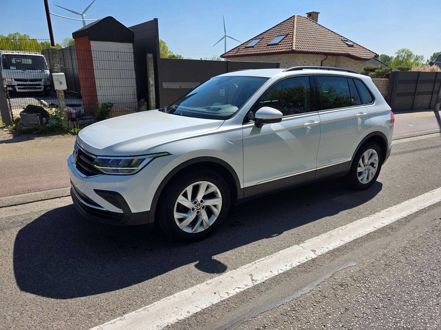 Volkswagen Tiguan 2.0 TDi SCR 4Motion Life Business DSG 1°E, Autos, Volkswagen, Achat, Entreprise, 1968 cm³, 2260 kg