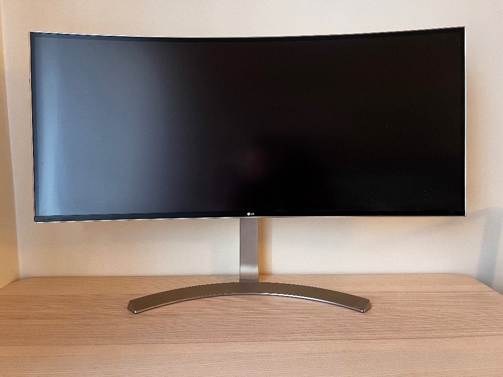 Écran LG 38UC99-W UltraWide 38" USB-C, Informatique & Logiciels, 3 à 5 ms, 61 à 100 Hz, Enlèvement, Utilisé