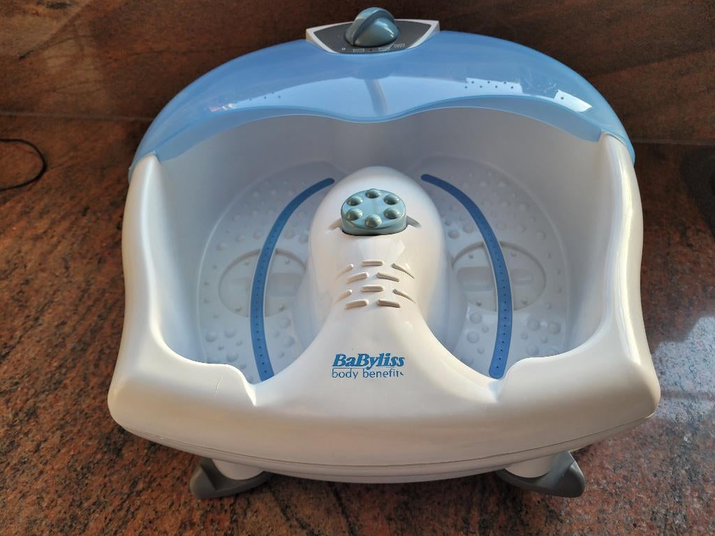 Voetbadje met bijhorigheden : Merk Babyliss, Sports & Fitness, Enlèvement, Comme neuf, Appareil