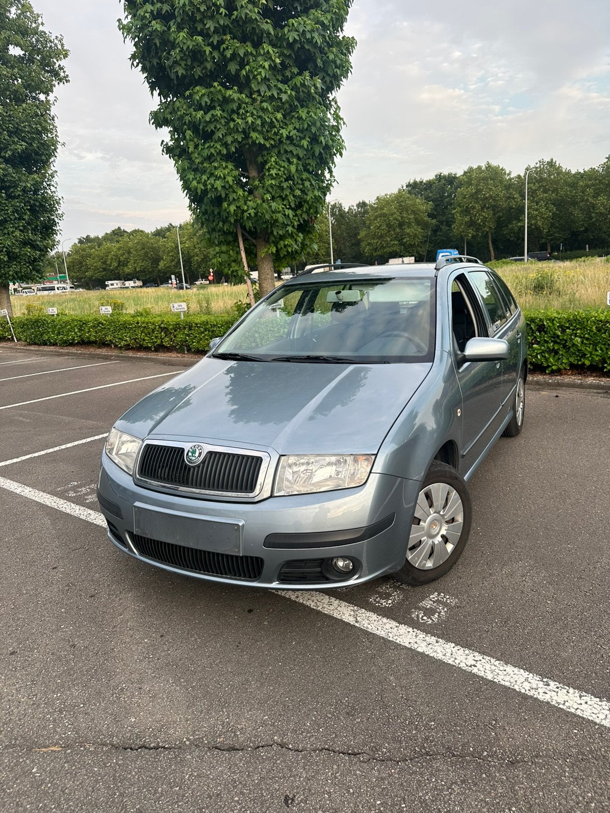 Skoda fabia 1.4i automaat 1ste eigenaar, Autos, Skoda, Argent ou Gris, Achat, 5 portes, Break