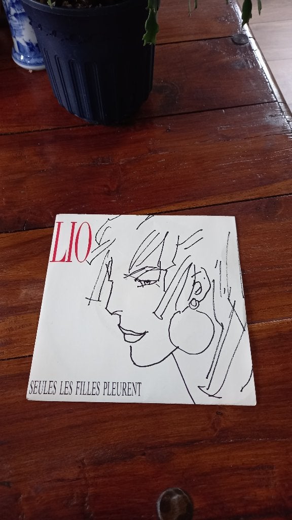 Vinyl (45t) lio "seules les filles pleurent", CD & DVD, Enlèvement, Comme neuf, Pop