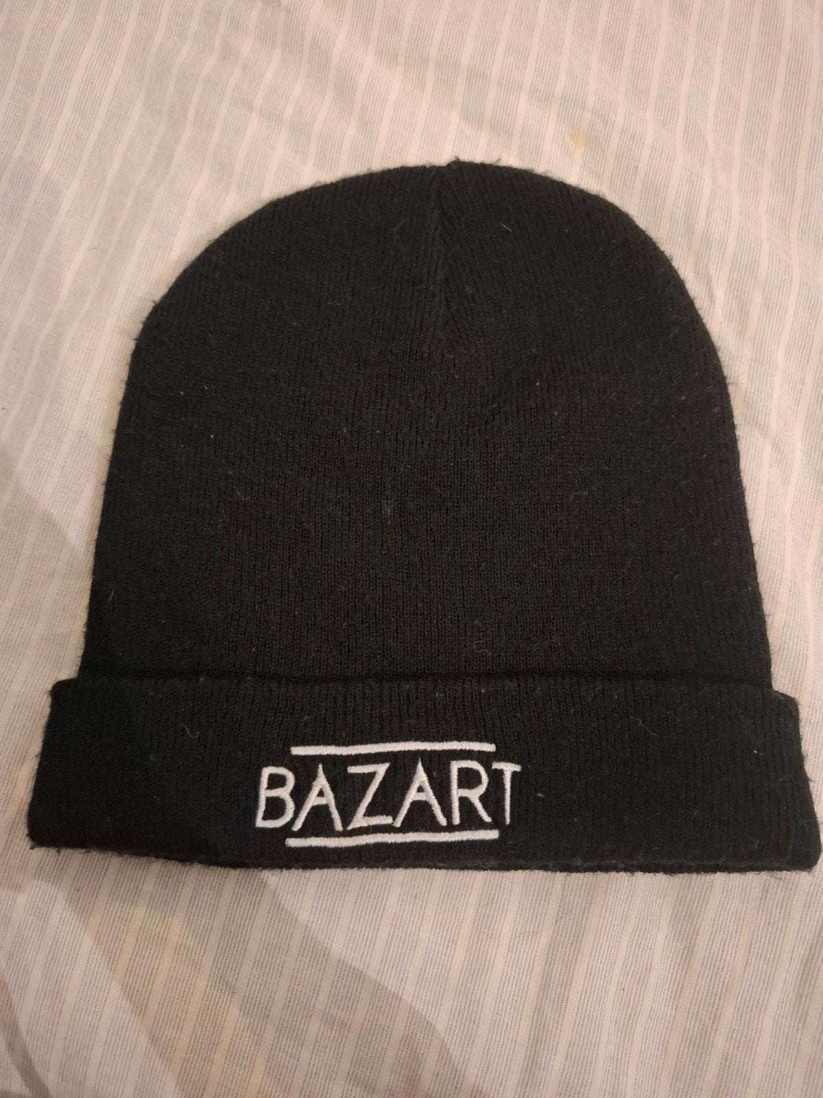 Bazart zwarte muts! Collectors item!, Ophalen of Verzenden, Zo goed als nieuw, Bazart, Muts