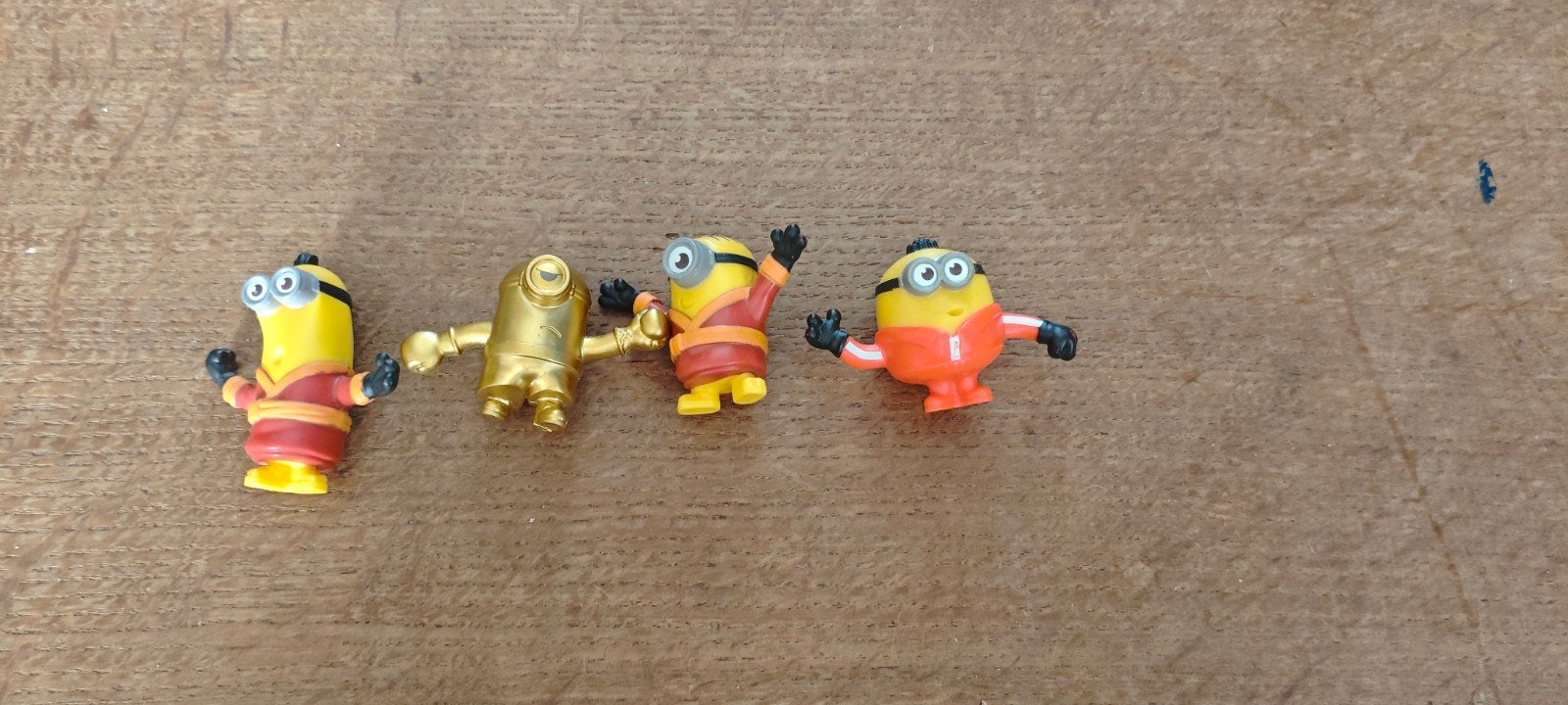 Set van 4 McDonald's Happy Meal Minions (inclusief Gouden Mi, Verzamelen, Poppetjes en Figuurtjes, Ophalen of Verzenden, Zo goed als nieuw