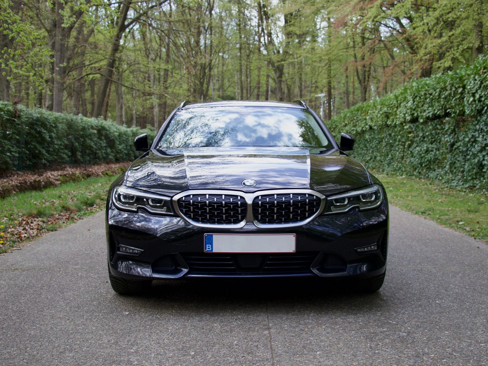 BMW 320i Touring | Trekhaak | CarPlay | Sportline | Topstaat, Auto's, BMW, Automaat, 1998 cc, Achterwielaandrijving, 4 cilinders