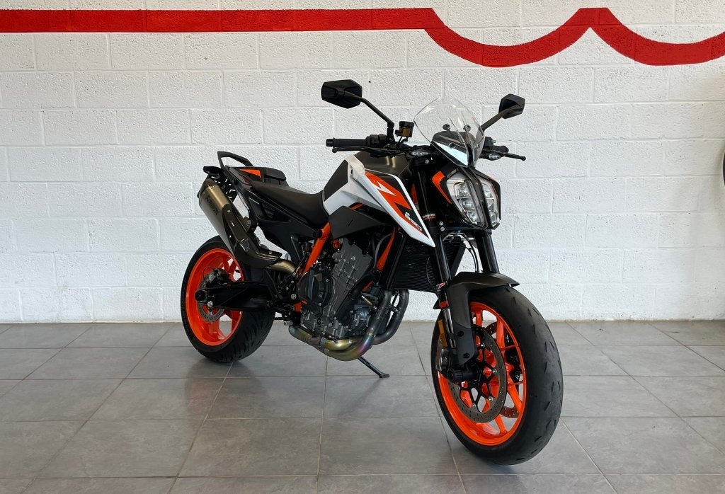 Ktm duker 890r *Akrapovic*, Entreprise, 890 cm³