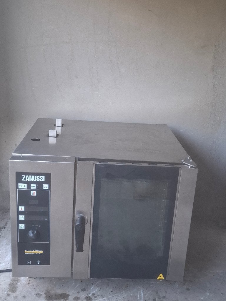 Four professionnel Horeca Zanussi,6 GN 400V triphasé, Articles professionnels, Enlèvement, Utilisé, Fours, Fours à micro-ondes et Fours à vapeur