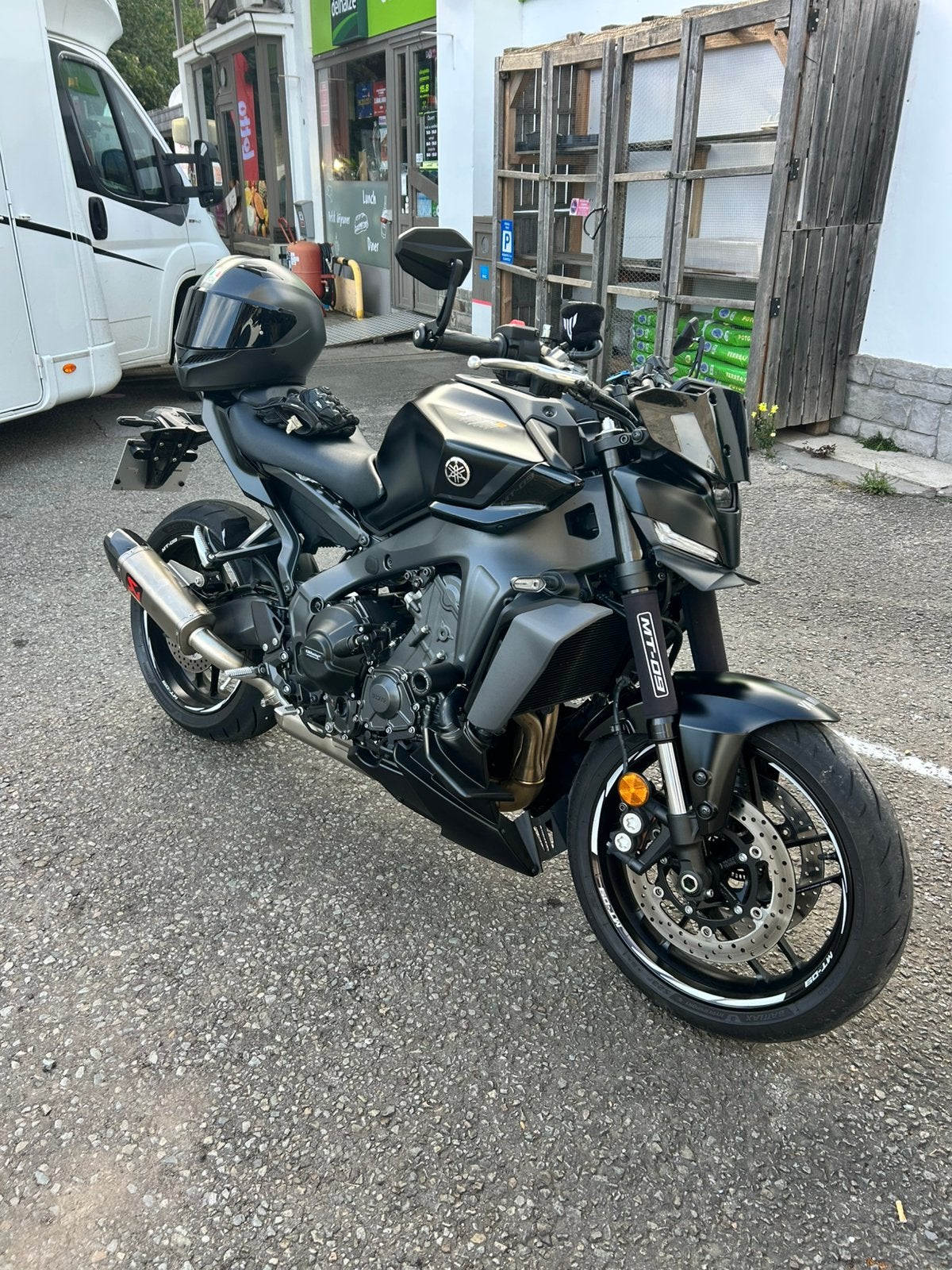 Mt09 2025 2200km!, Motos, Permis Moto A, Plus de 35 kW, Quickshifter, 3 cylindres