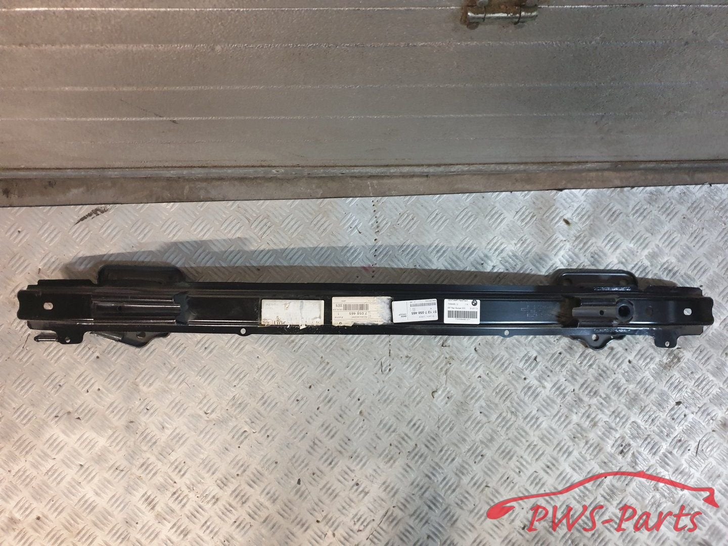 BMW E87 1-SERIE BUMPERBALK ACHTER ZIJDE ORIGINEEL, Neuf, -, -, Enlèvement ou Envoi