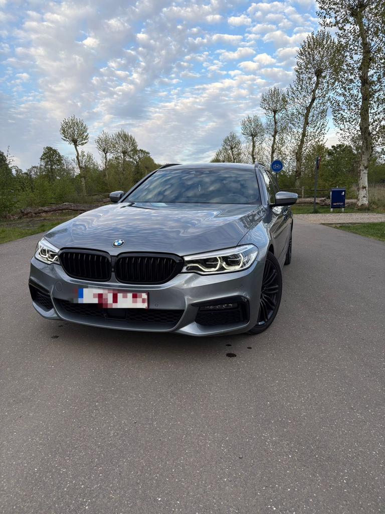 BMW 530i M Touring, Argent ou Gris, 140 g/km, Euro 6, Entretenue par le concessionnaire