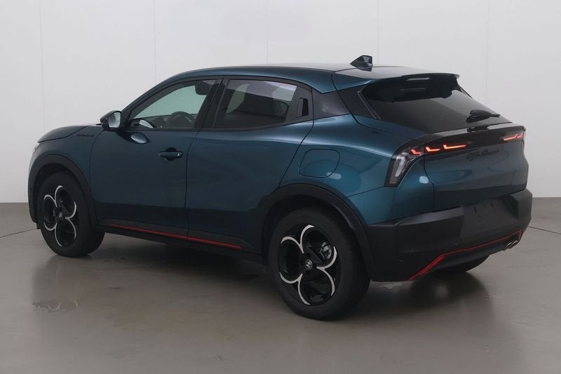 Alfa Romeo Junior 1.2 turbo hybrid speciale 145 AT, 100 kW, https://public.car-pass.be/vhr/b8afb39c-da21-4728-8bee-80cb0223b8e4