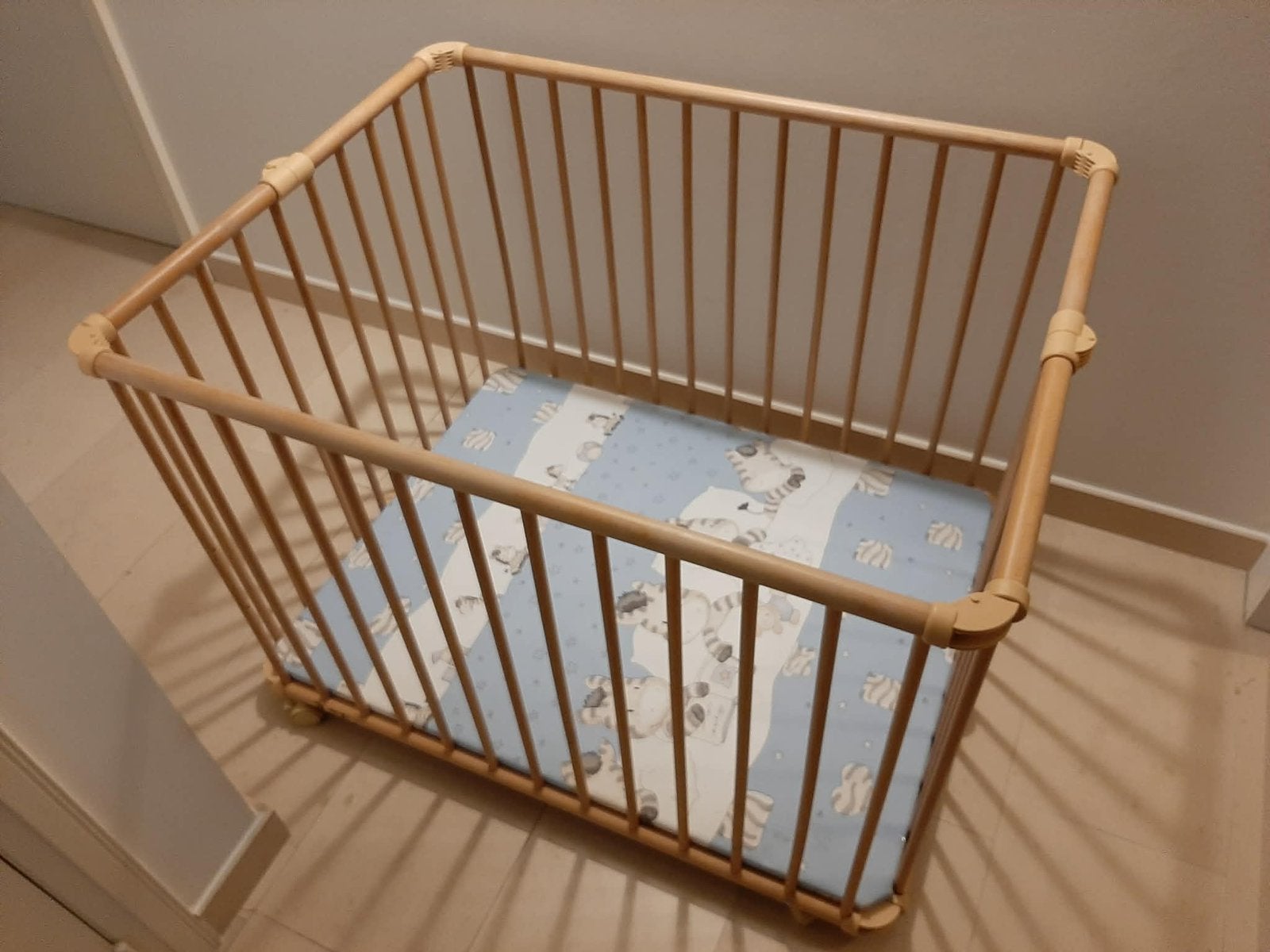 Baby park + toebehoren, Ophalen, Zo goed als nieuw