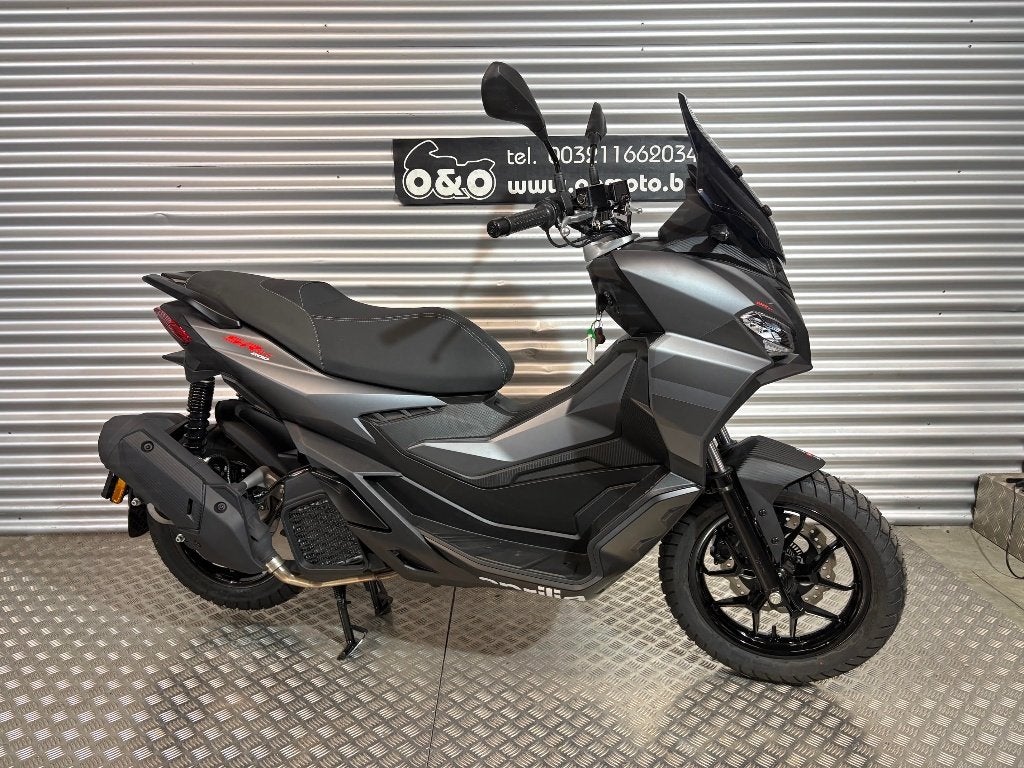 ALS NIEUW! Aprilia SR GT 200 ABS Met Garantie!, Motoren, Scooter, Nieuw, Bedrijf, 200 cc