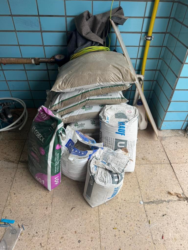 Zant en ciment en knauf