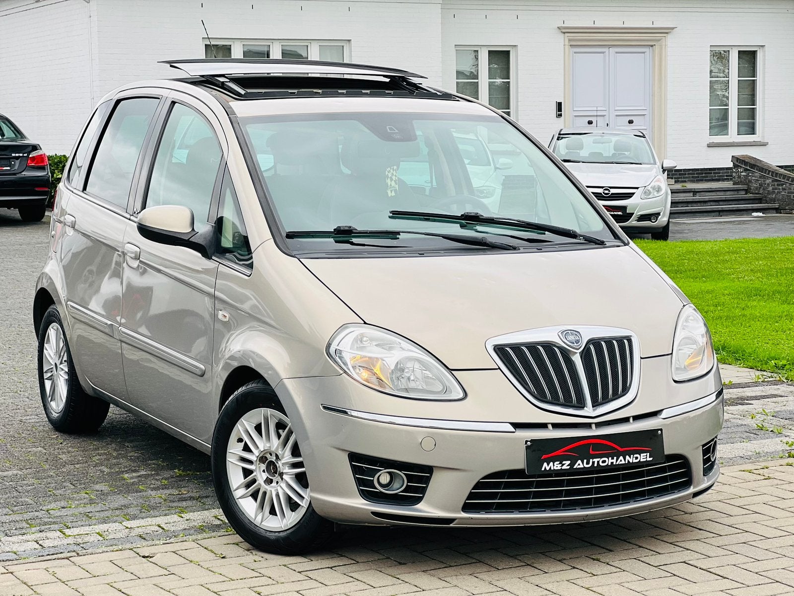LANCIA MUSA 1.4 BENZINE || AUTOMAAT || EURO 5 || 136.000 KM, Autos, Achat, https://public.car-pass.be/vhr/3b46356c-e4b1-40a5-8952-05afcfa4749e