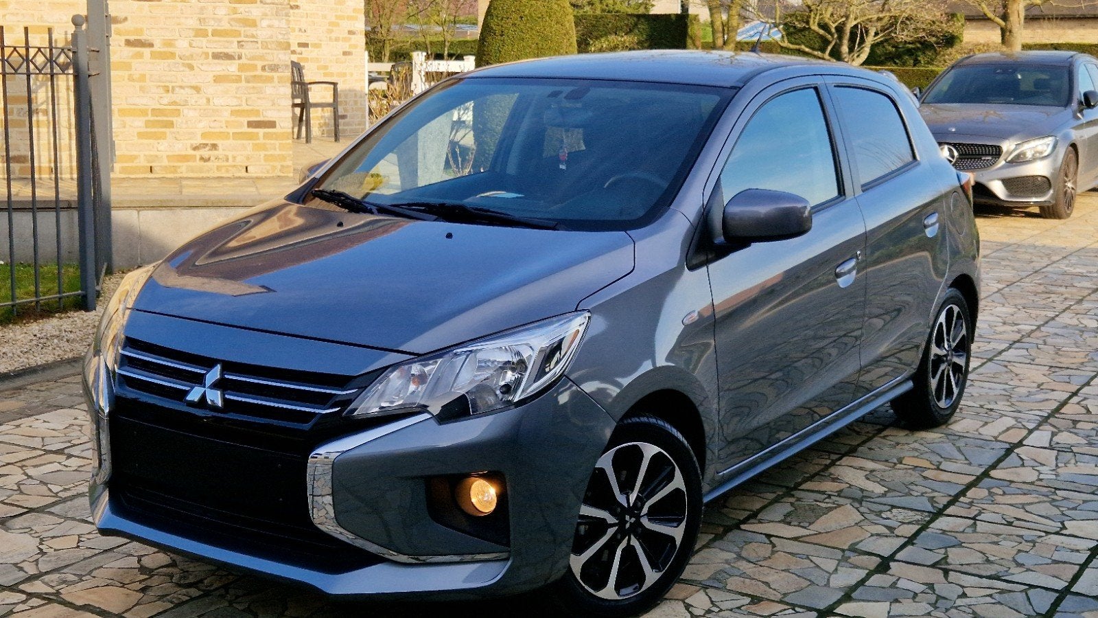 Mitsubishi space star 1ste eig met carplay, Autos, Mitsubishi, Particulier, Achat, Space Star, ABS, Android Auto, Radio, Essence