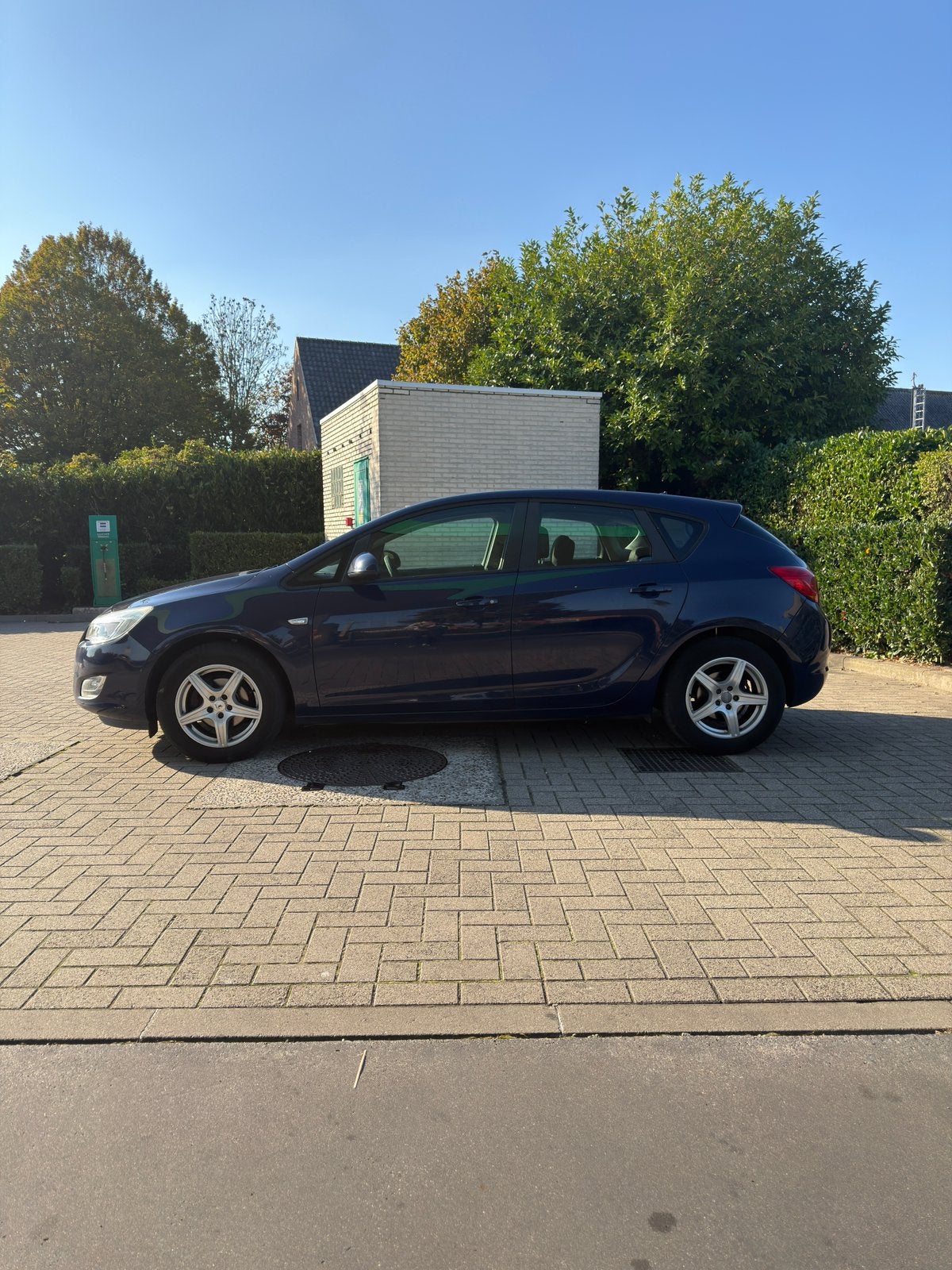 Opel Astra 1.4 essence 2011, Autos, Euro 5, Achat, ABS, Boîte manuelle