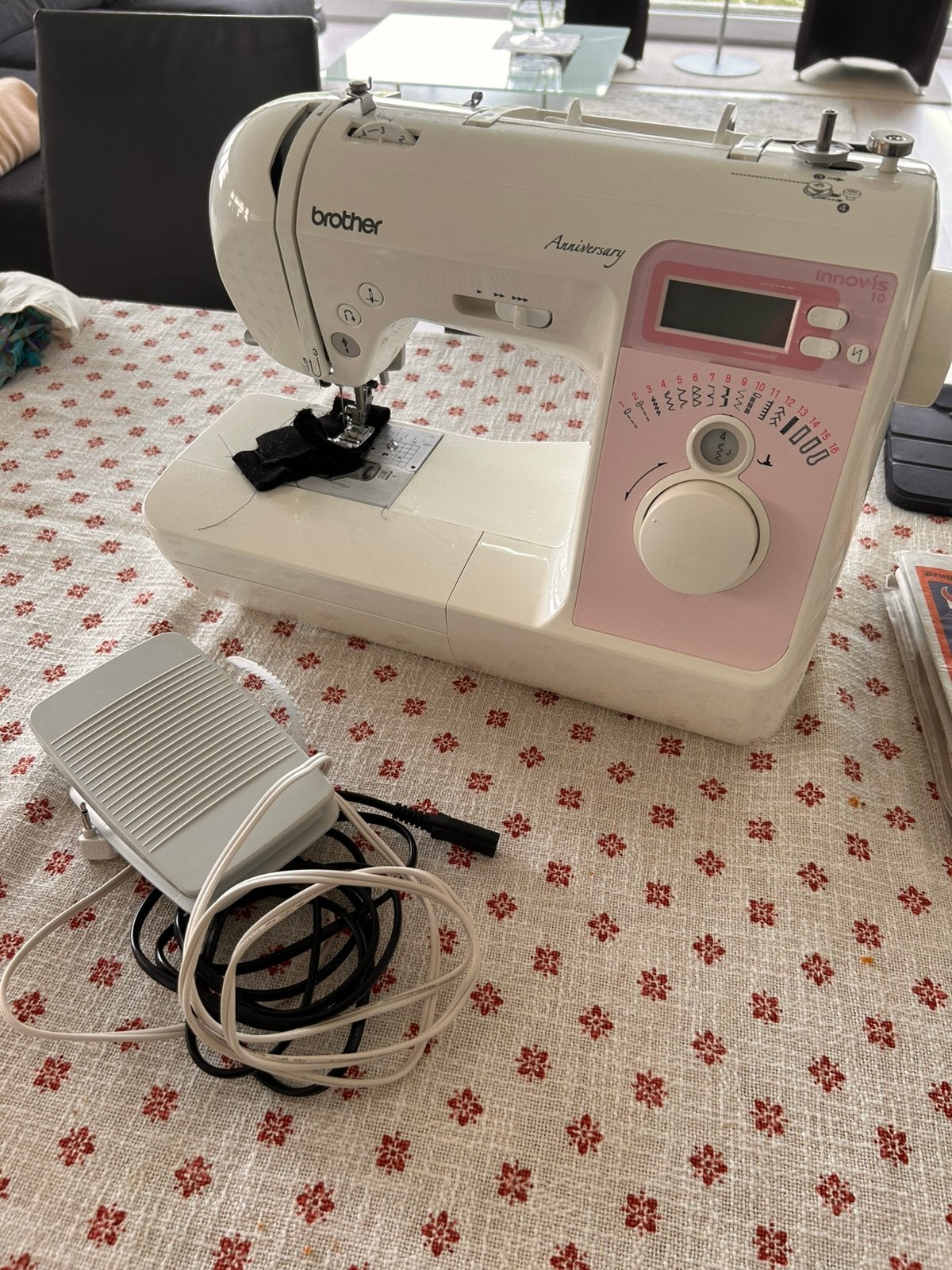 Brother Naaimachine, Hobby en Vrije tijd, Naaimachines en Toebehoren, Ophalen, Zo goed als nieuw, Naaimachine, Brother