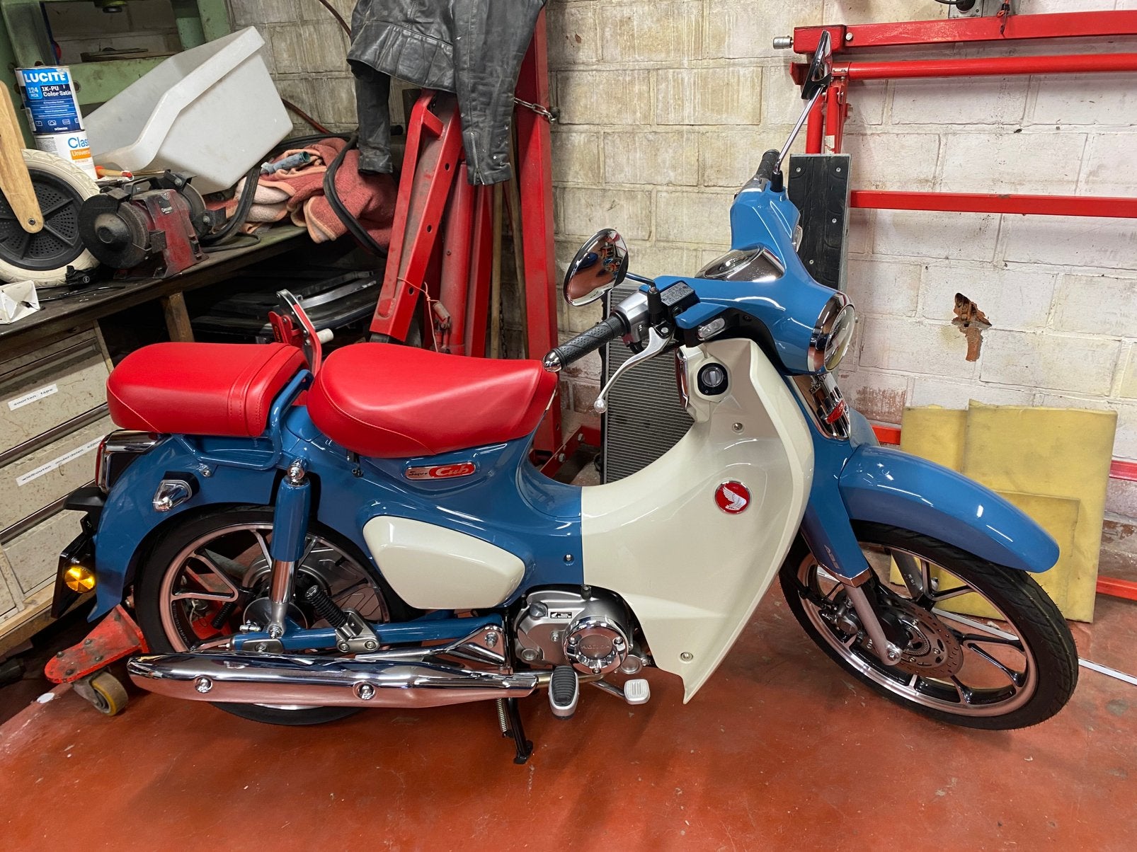 Te koop honda supercub 125cc, Motoren, Particulier, Nieuw