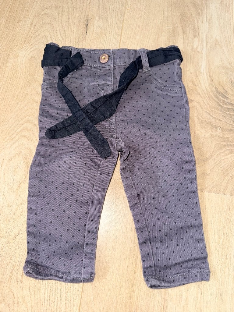 Jeans Kiabi gris à motifs poids, Enfants & Bébés, Garçon ou Fille, Enlèvement ou Envoi, Kiabi, Pantalon