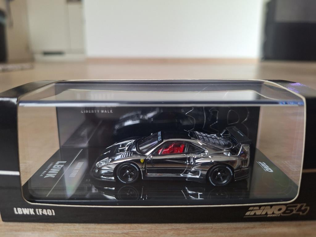 INNO64 ferrari f40 Chrome, Collections, Enlèvement ou Envoi