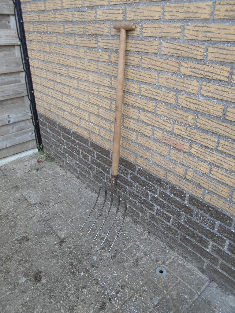 vijf tands riek, Ophalen, Gebruikt