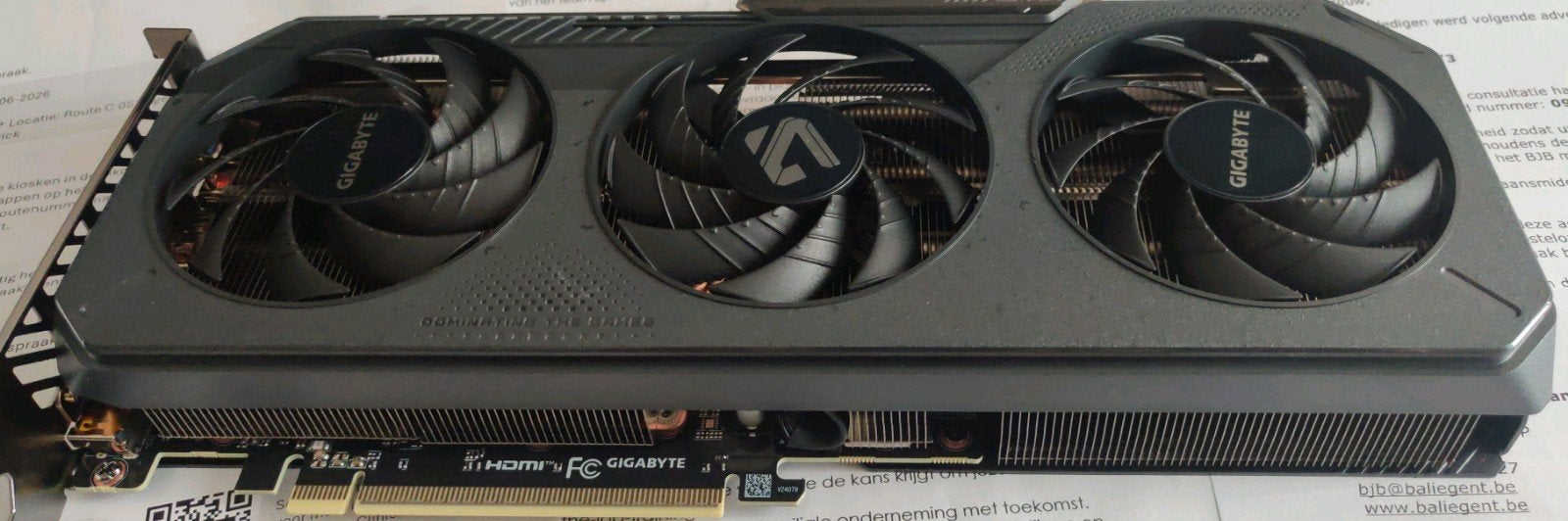 Gigabyte Radeon RX 9060 XT GAMING OC 16GB (4 mnd oud), Computers en Software, Videokaarten, Ophalen of Verzenden, Nieuw, AMD