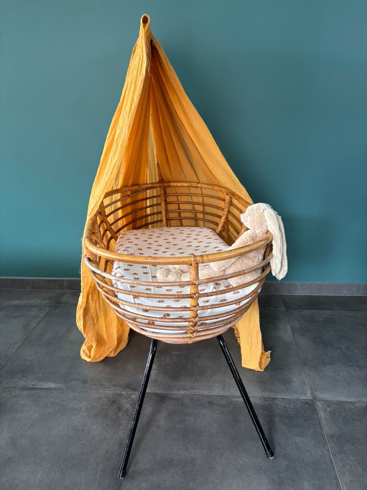 Rotan wieg, Ophalen, Zo goed als nieuw, Wieg