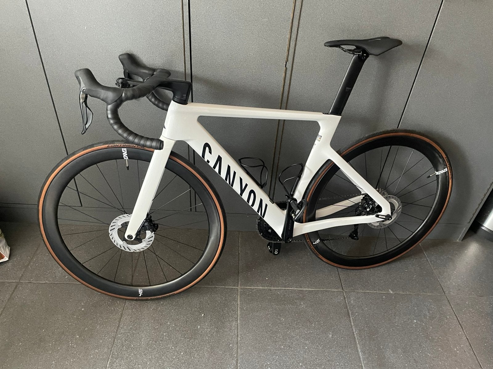 Koersfiets, Fietsen en Brommers, Ophalen, Zo goed als nieuw