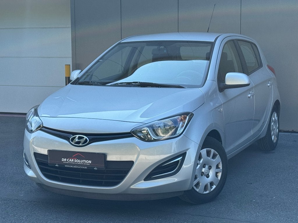 Hyundai I20 1.2 Benzine airco 2014 euro5b 127Dkm, Auto's, Voorwielaandrijving, Euro 5, Stof, Zwart
