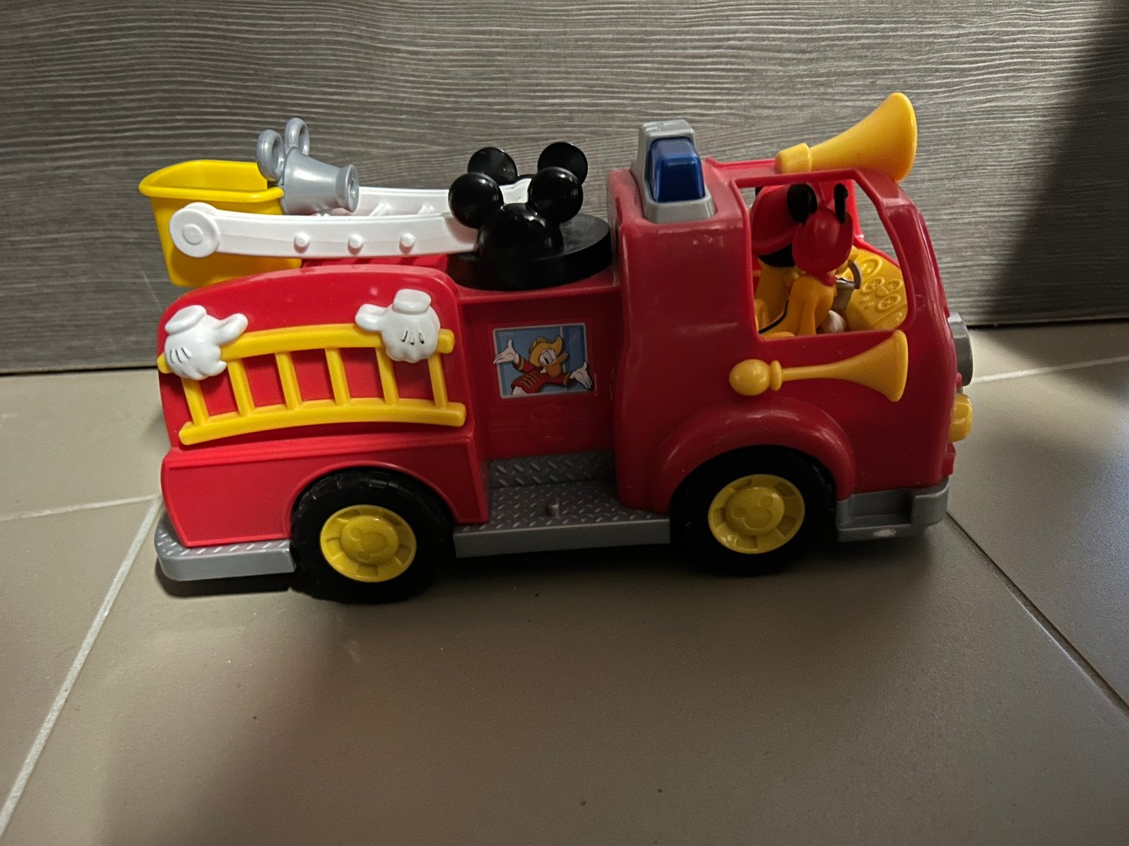 Camion pompier mickey pluto, Enlèvement, Utilisé