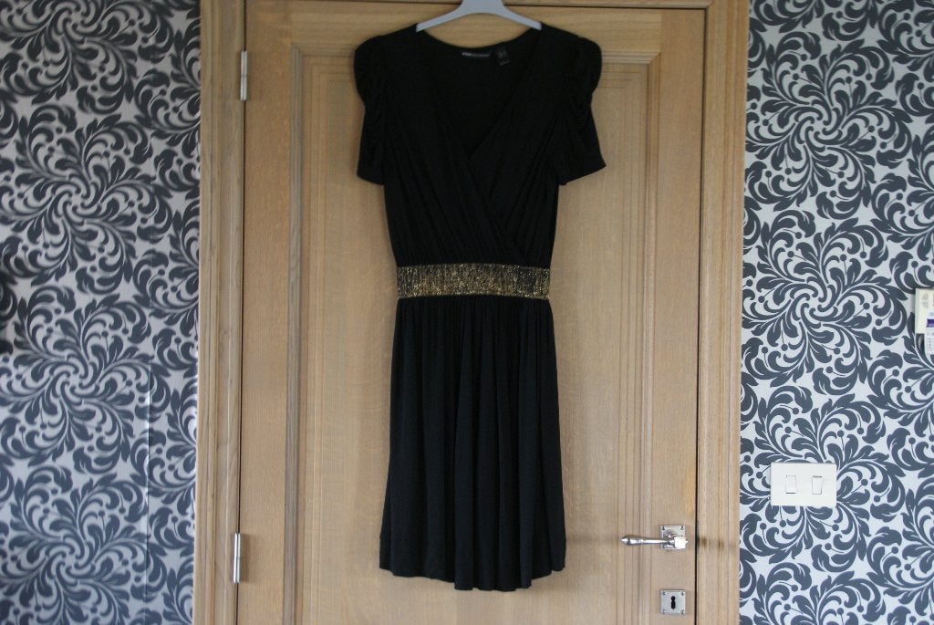 Robe noire extensible Pleasant Mango taille S = neuve, Neuf, Mango, Enlèvement ou Envoi, Taille 36 (S)