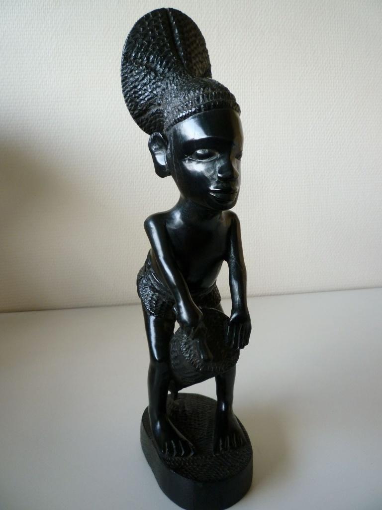 Afrikaans zwart ebbenhouten beeldje, Antiek en Kunst, Houtsnijwerk, Ophalen of Verzenden, Handgemaakt, Zwart