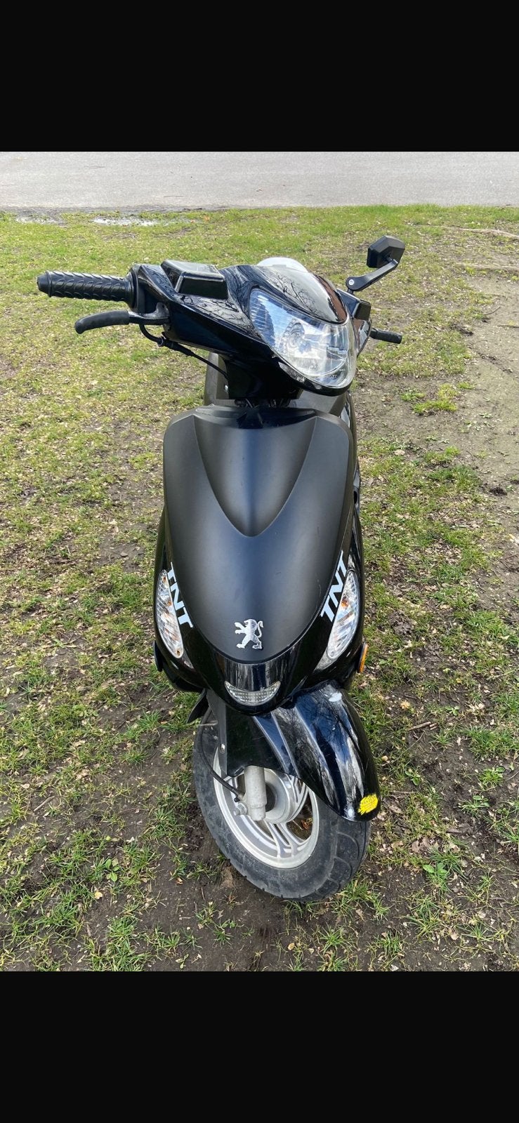 A klasse scooter, Fietsen en Brommers, Ophalen, Zo goed als nieuw, Elektrisch
