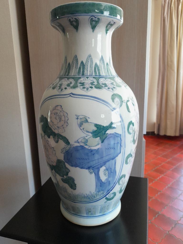 mooie grote oude vaas chinees, Ophalen