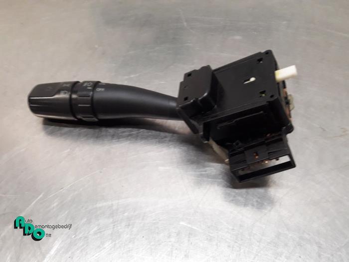 Commutateur feu clignotant d'un Kia Sorento (Sorento 03-), Kia, -, 3 mois de garantie, Utilisé
