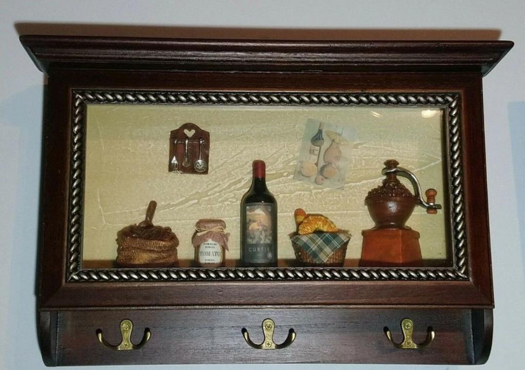 Vitrine diorama vintage Porte serviettes, Antiquités & Art, Enlèvement ou Envoi