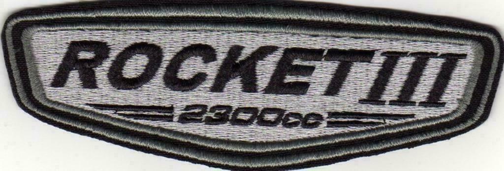 Patch Triumph Rocket III 2300cc - 125 x 43 mm, Motoren, Ophalen of Verzenden, Nieuw zonder kaartje, Overige typen, TRIUMPH