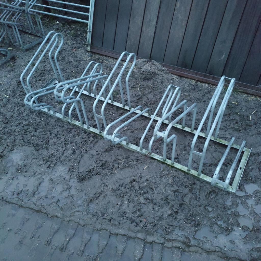Fietsenrekken, Ophalen