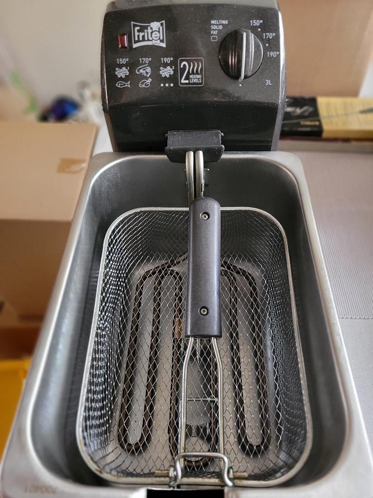 Friteuse, Elektronische apparatuur, Frituurpannen, Ophalen of Verzenden, Zo goed als nieuw
