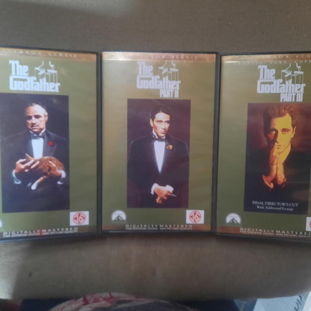 3 VIDEOBANDEN - THE GODFATHER I/II/III, Cd's en Dvd's, VHS | Film, Ophalen of Verzenden, Thrillers en Misdaad