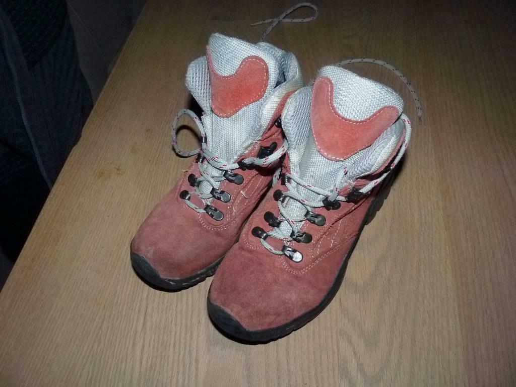 chaussures de randonnée vibram taille 36, Enlèvement ou Envoi, Porté, Chaussures de marche, Rouge
