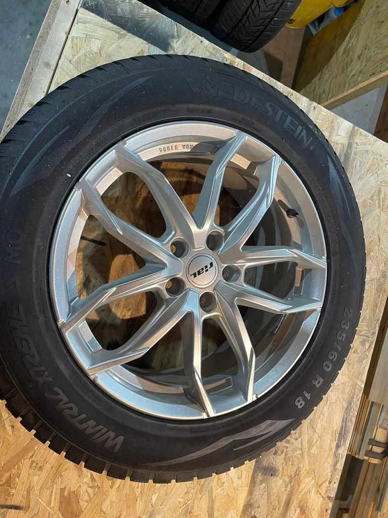 Winterbanden op velg voor Volvo XC60, Auto-onderdelen, Banden en Velgen, Ophalen, 18 inch, Banden en Velgen, Nieuw