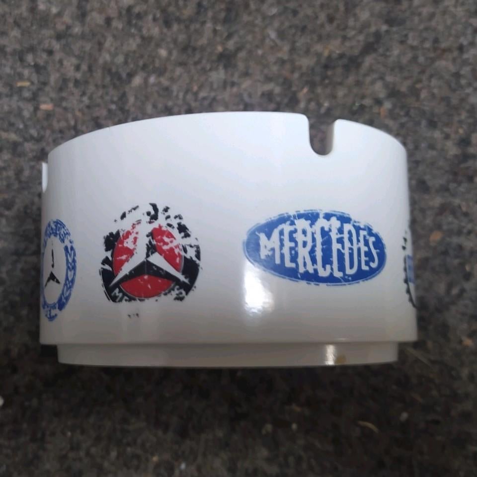 Vintage assenbak uit melamine, van Mercedes Benz, Verzamelen, Ophalen of Verzenden, Zo goed als nieuw